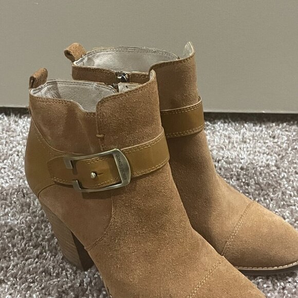 Donald J. Pliner Santos Booties Tan Suede - Picture 2 of 6